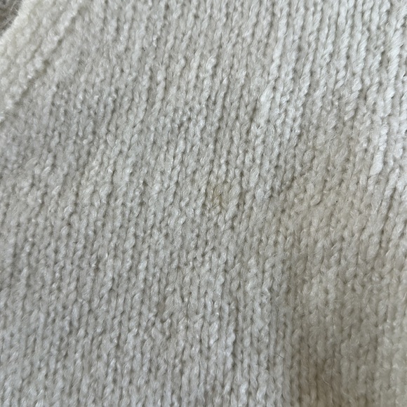 White UO cropped cardigan - Picture 3 of 4